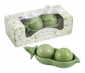 Two Peas in a Pod – Ceramic Salt & Pepper Shakers